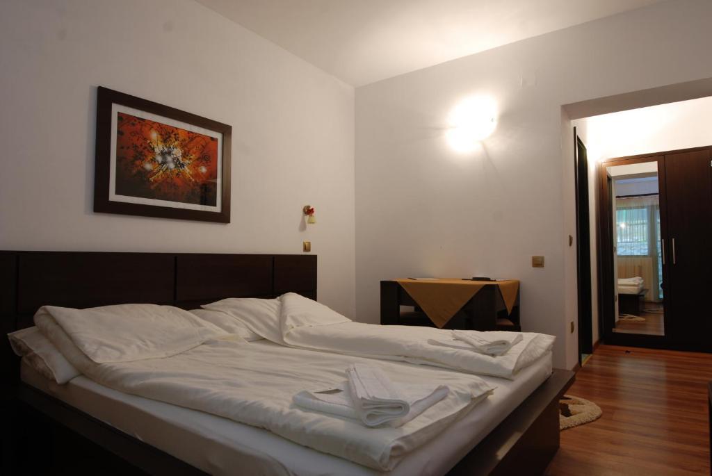 Pension Casa Natura Băile Herculane Esterno foto