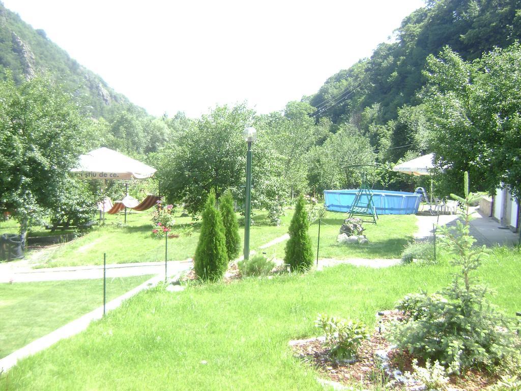 Pension Casa Natura Băile Herculane Esterno foto